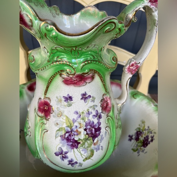 Antique Green Handpainted Floral Pitcher & Washbowl Set - Picture 9 of 15